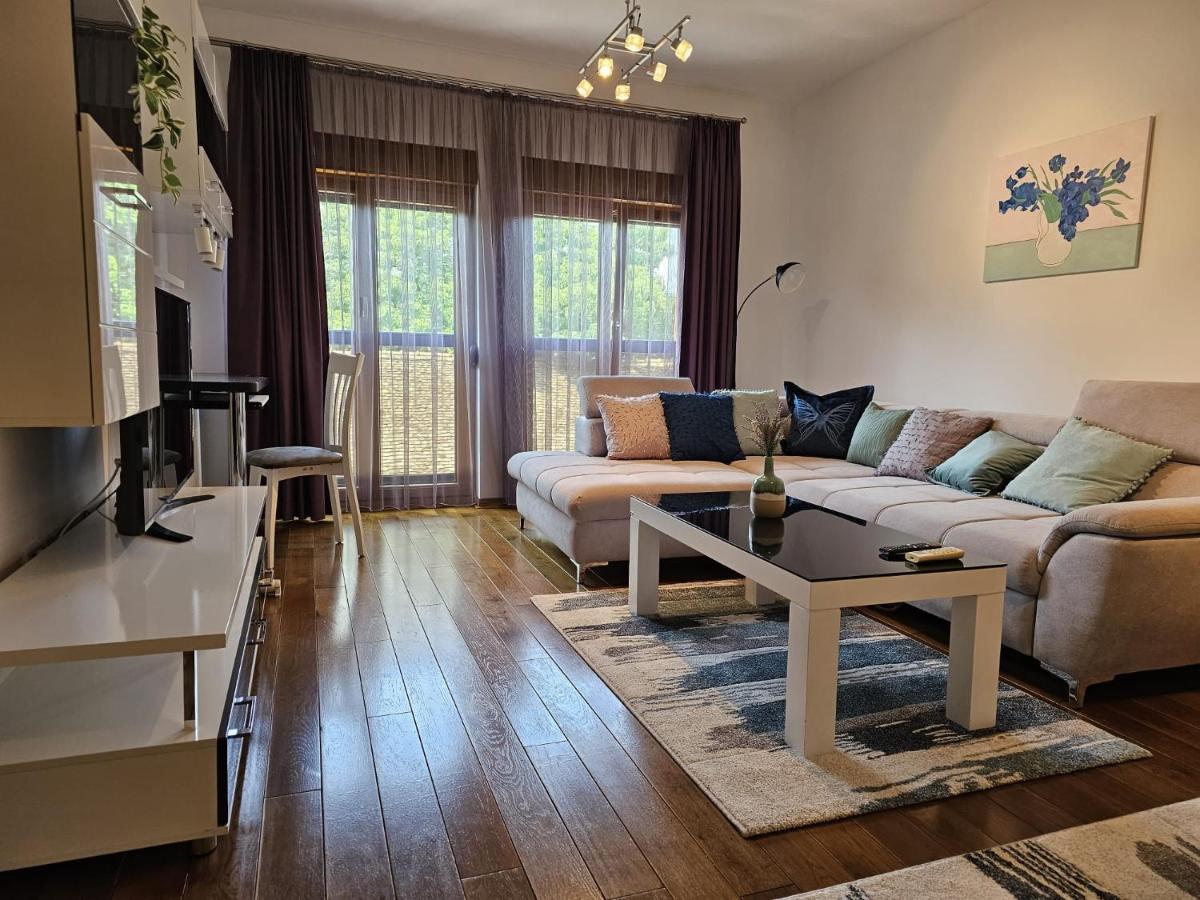 Bright Side Apartment Novi Sad Exterior foto